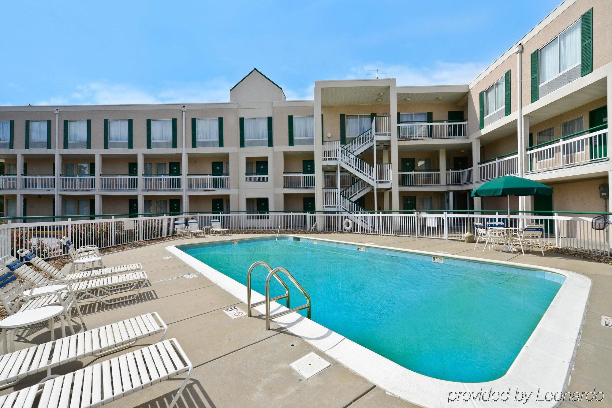 Americas Best Value Inn And Suites Overland Park Fasilitas foto