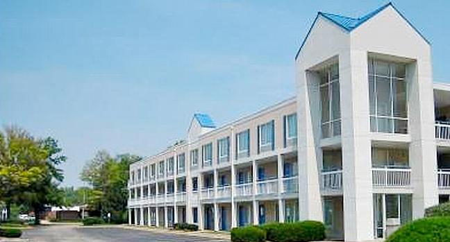 Americas Best Value Inn And Suites Overland Park Bagian luar foto